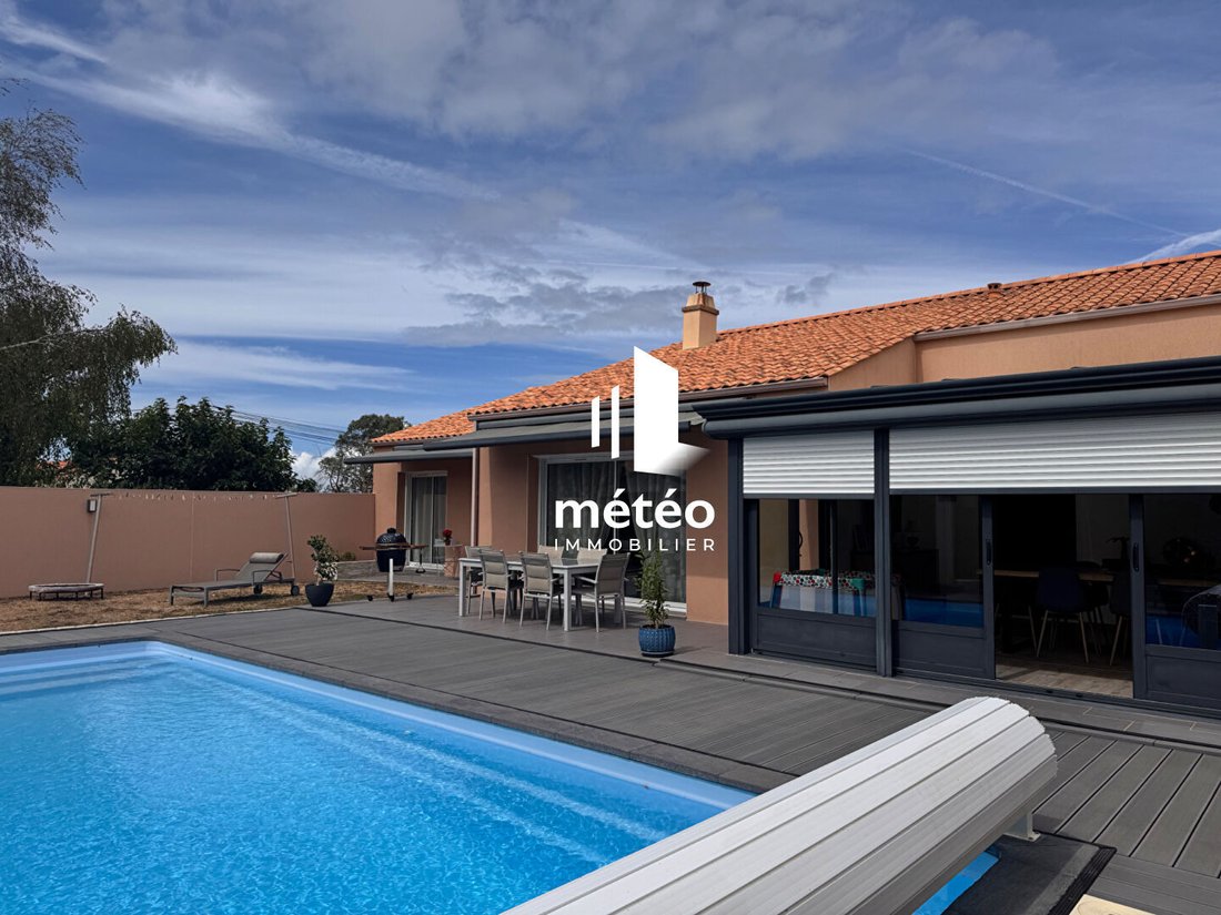 House in Gare-Saint Michel, Les Sables-d'Olonne, France 1 - 18698901