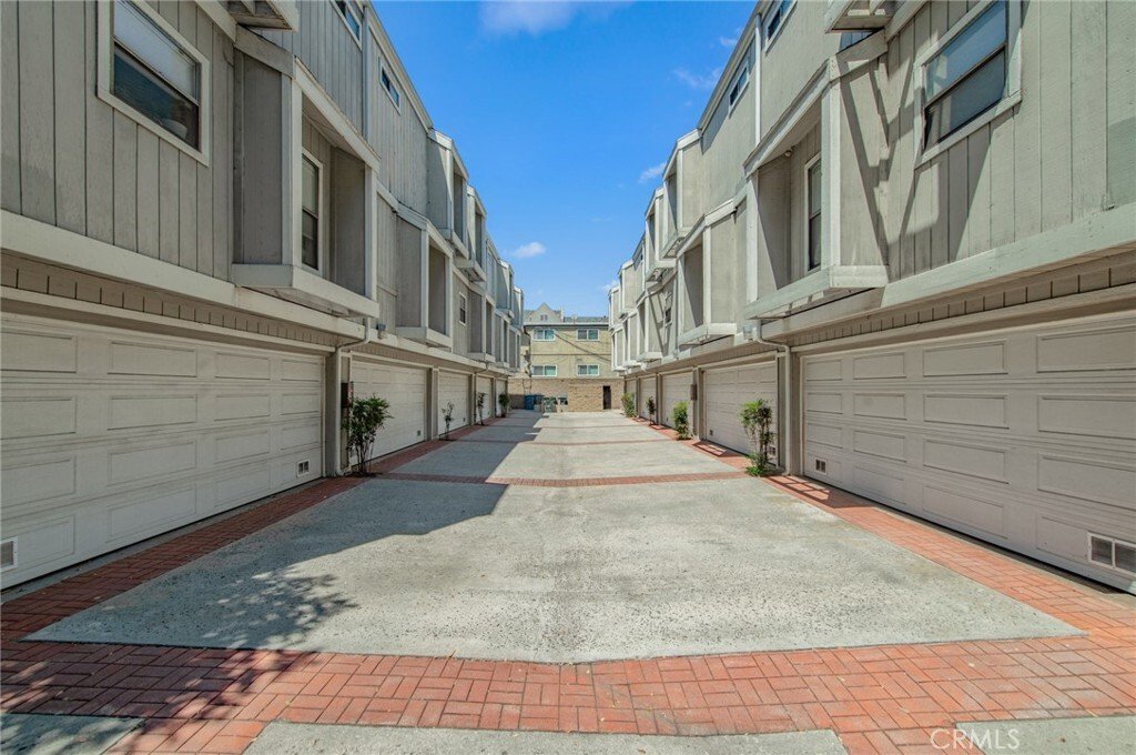 Townhouse in Altadena, California, United States 3 - 18696575