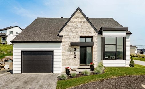 House in Sherbrooke, Quebec, Canada 1
