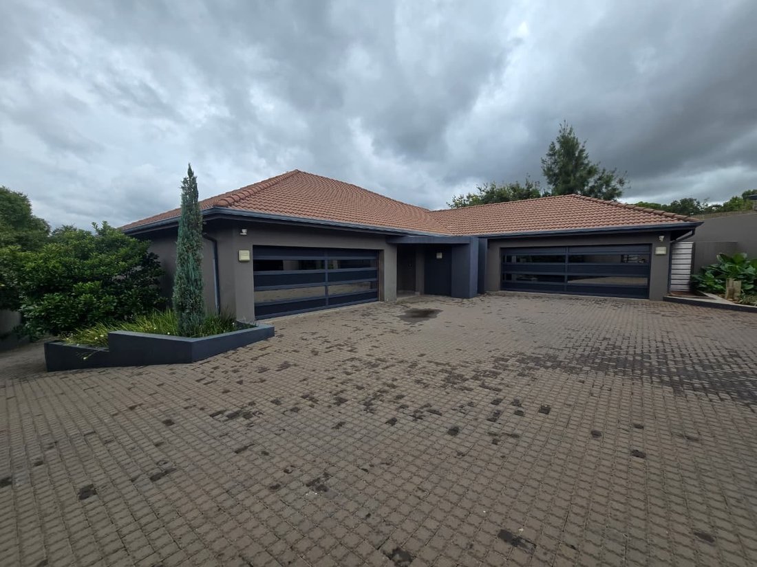 House in Three Rivers East, Gauteng, South Africa 1 - 18696450