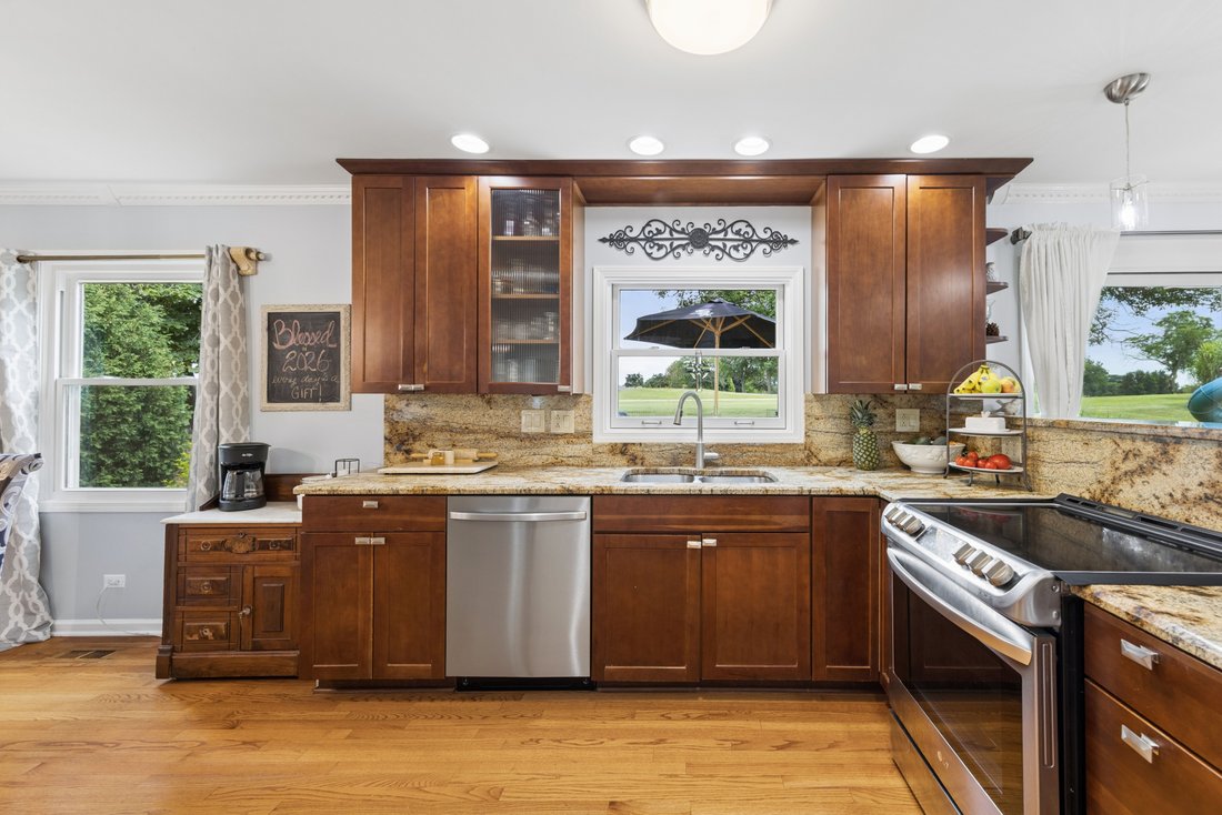 House in Darien, Illinois, United States 4 - 18696363