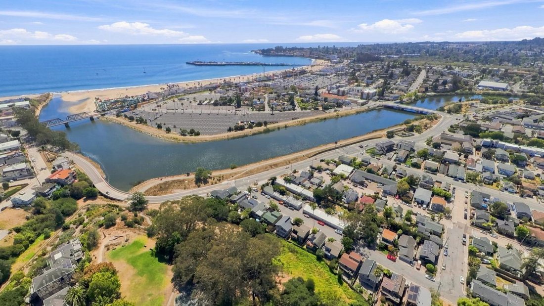 House in Santa Cruz, California, United States 1 - 18697883