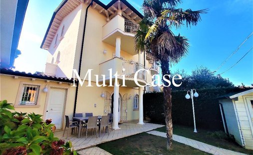 Villa à Motrone, Pietrasanta, Italie 1