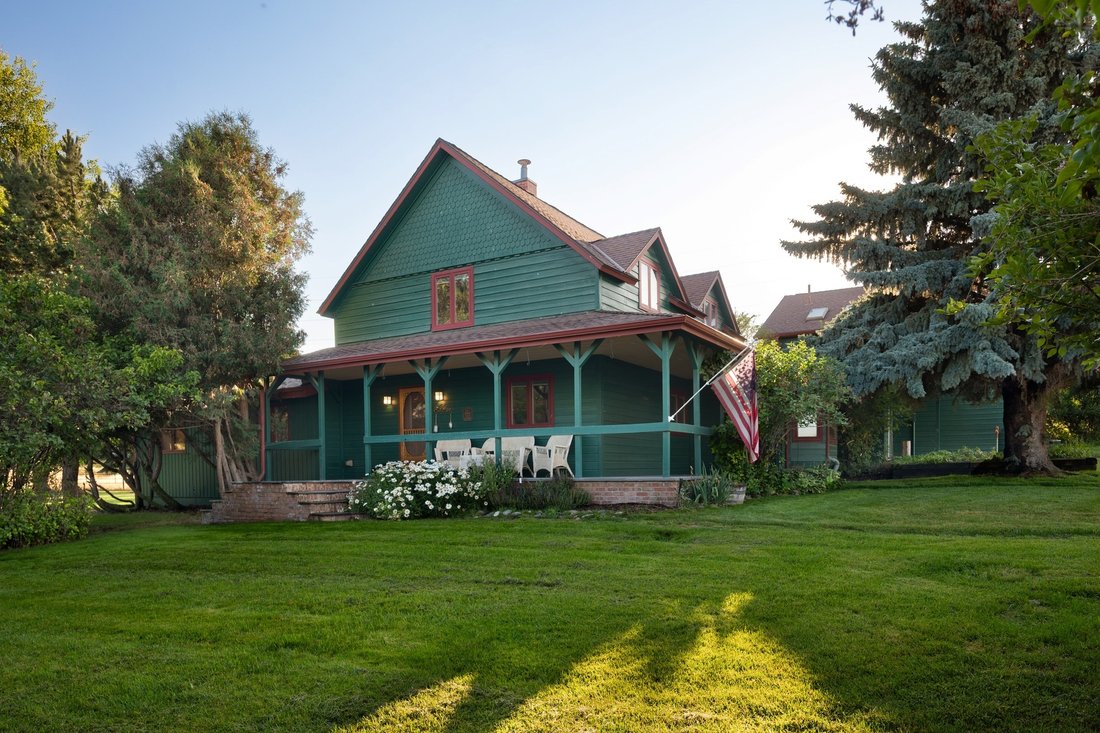 House in Gallatin Gateway, Montana, United States 1 - 18696515