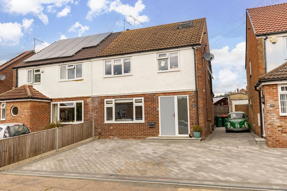 House in Pound Hill, Crawley, England 1 - 18696051