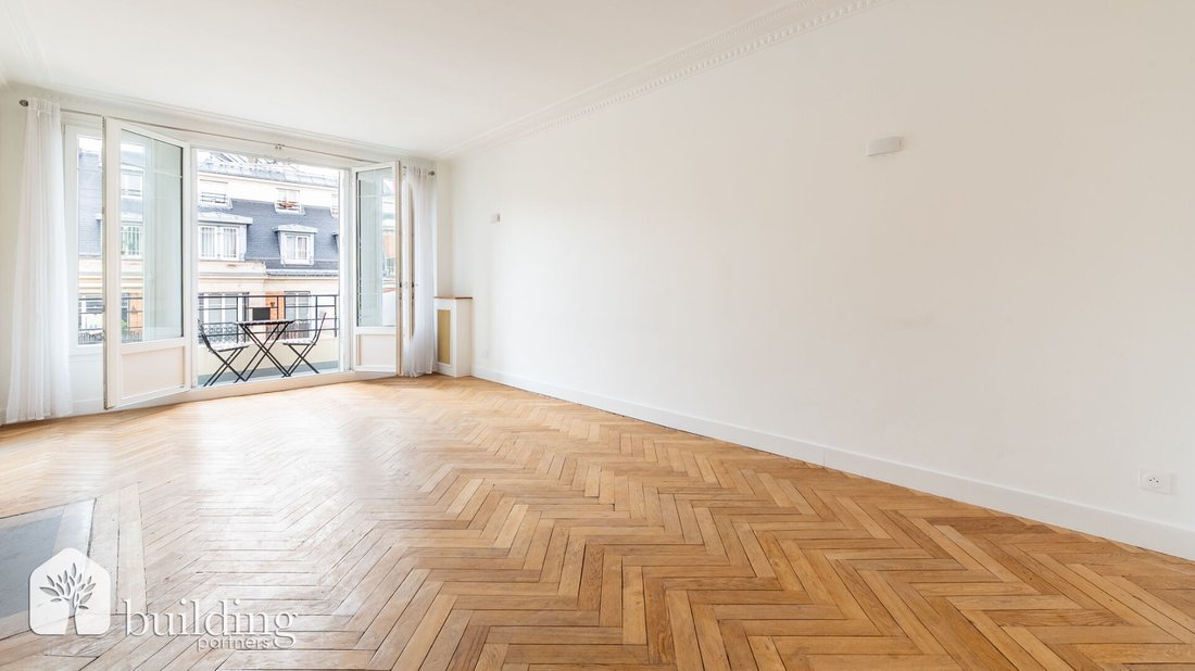Apartment in Pereire-Malesherbes, Paris 17e Arrondissement, Paris 4 - 18696060