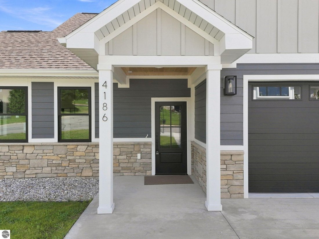 House in Garfield Township, Michigan, United States 4 - 18696574