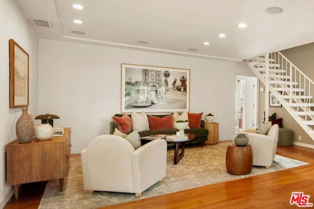 House in Los Angeles, California, United States 5 - 18697045