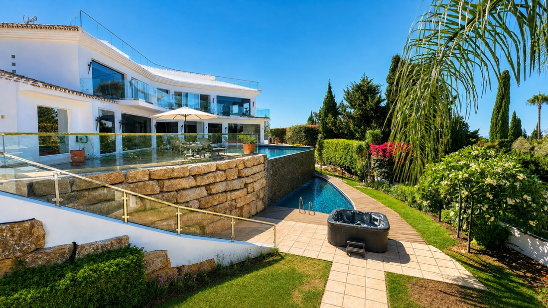 House in Elviria-Cabopino, Marbella, Spain 1 - 18699220