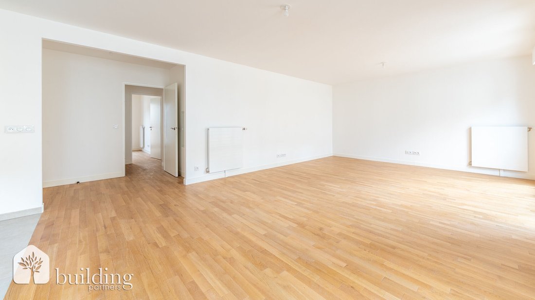 Apartment in Pereire-Malesherbes, Paris 17e Arrondissement, Paris 5 - 18696030