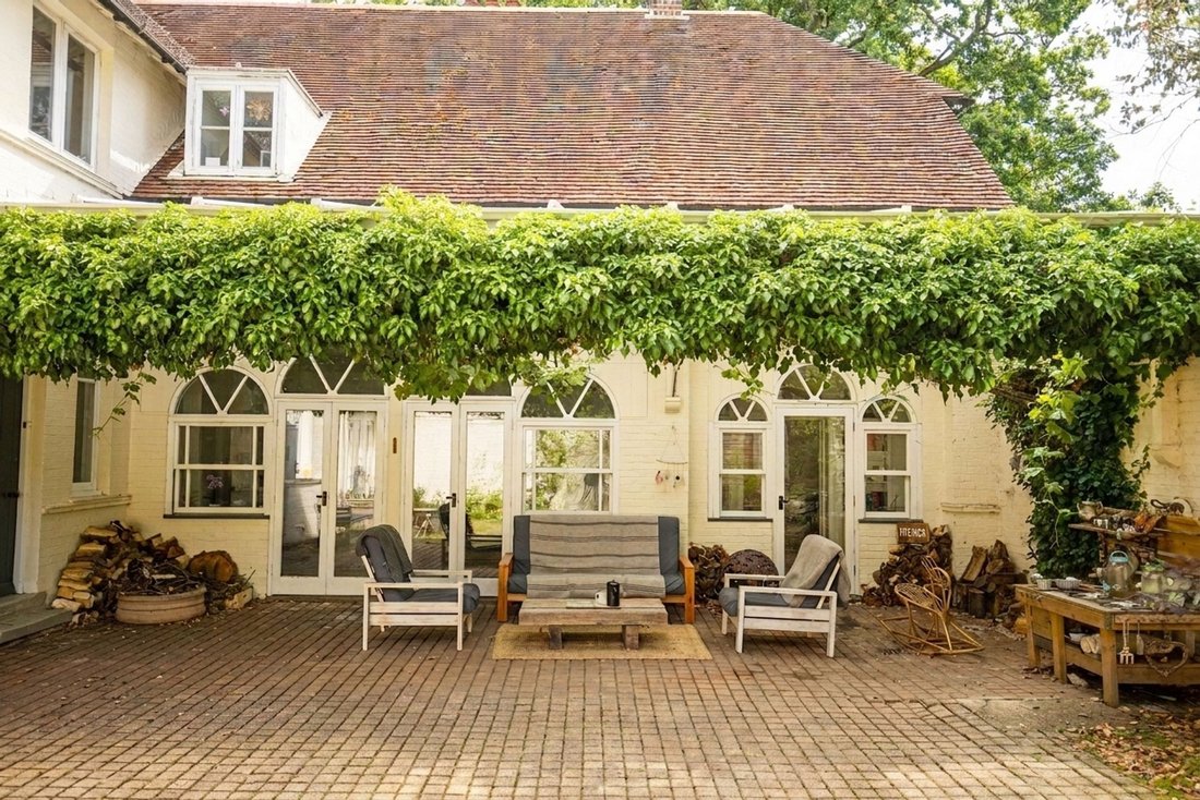 Haus in Forest Row, England 2 - 18224127