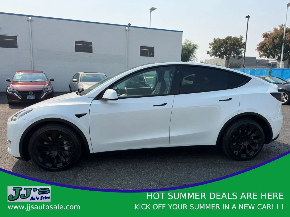 Suv in Wenatchee, WA, United States 1 - 18699538