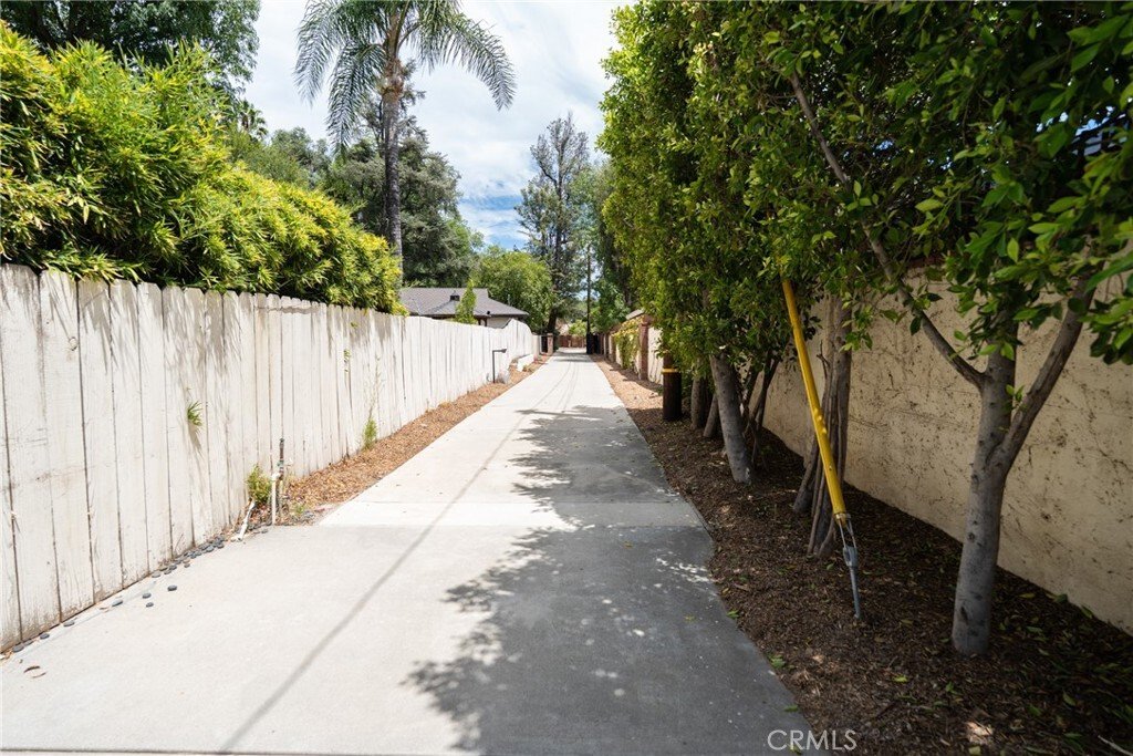 House in Los Angeles, California, United States 3 - 18695906