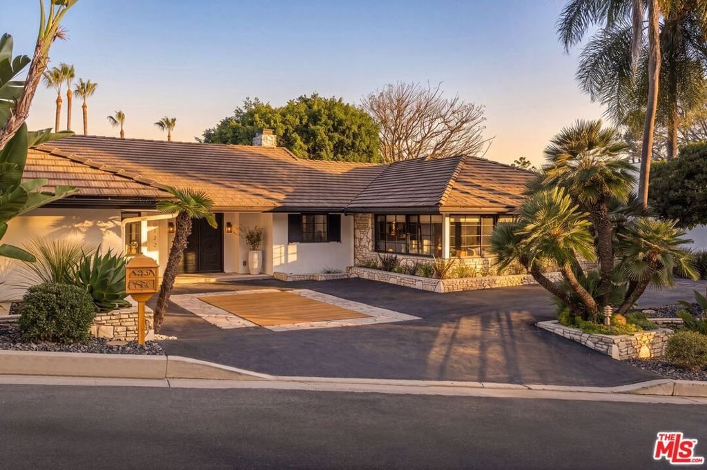 House in Los Angeles, California, United States 4 - 18697022