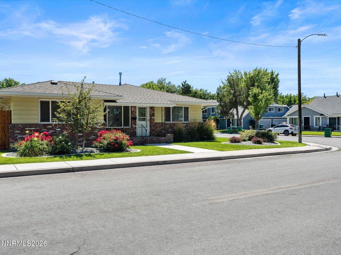 House in Sparks, Nevada, United States 2 - 18697393