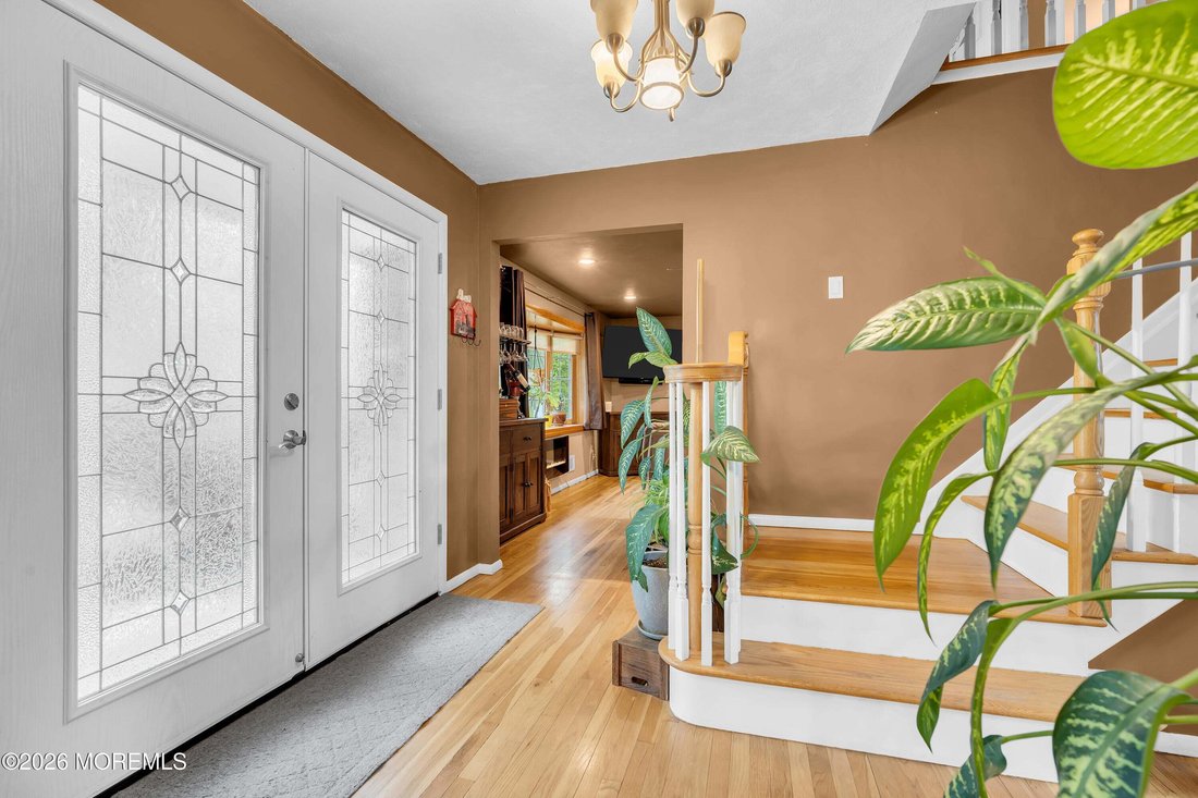 House in Freehold Township, New Jersey, United States 4 - 18696831