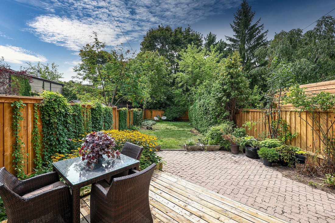 House in Toronto, Ontario, Canada 2 - 18696522