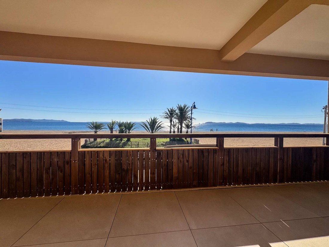 Apartment in Hyeres, Provence-Alpes-Côte d'Azur, France 2 - 16814859