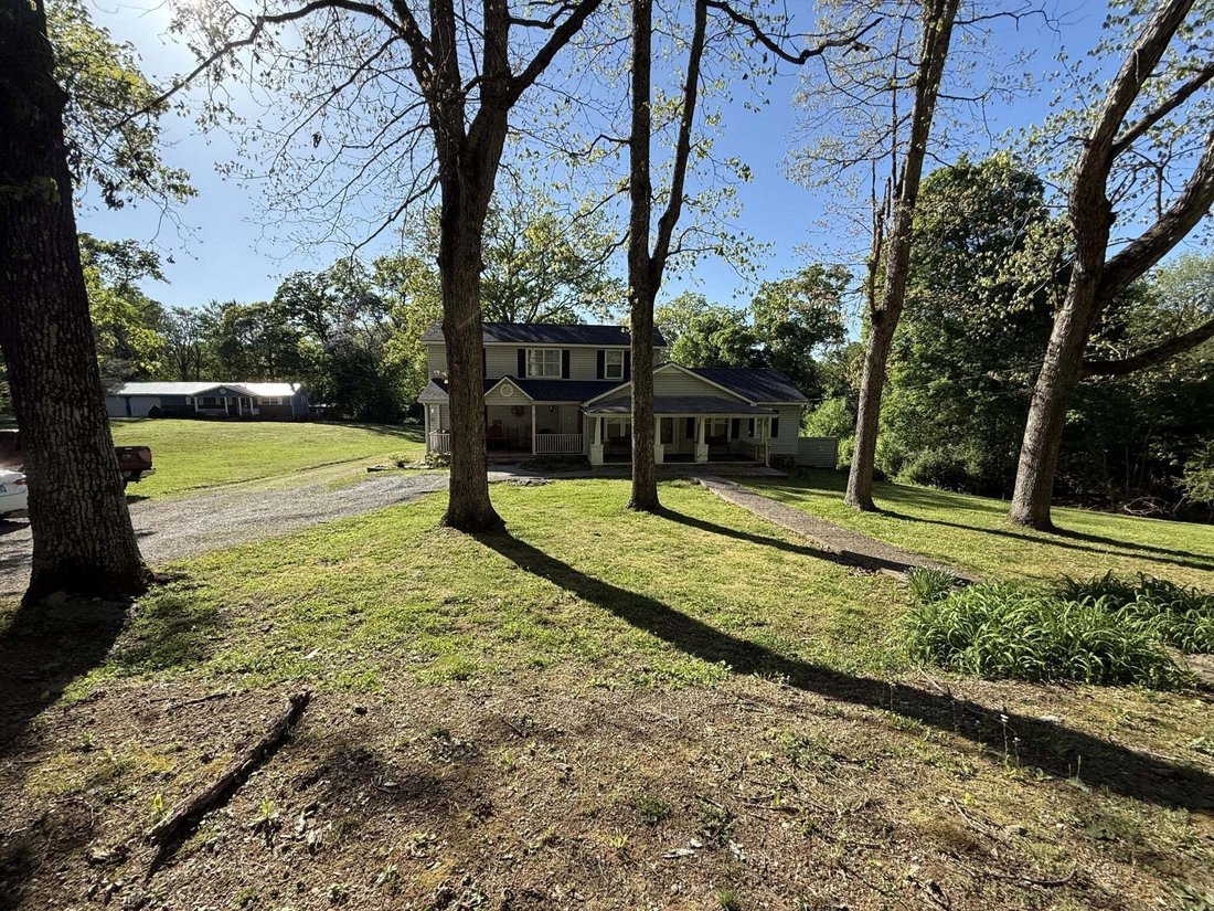 House in Signal Mountain, Tennessee, United States 5 - 18698691