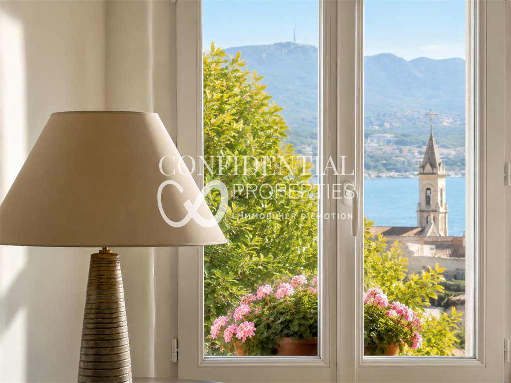 House in Sanary-sur-Mer, Provence-Alpes-Côte d'Azur, France 4 - 18699046