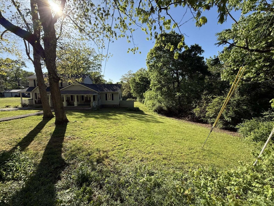 House in Signal Mountain, Tennessee, United States 4 - 18698691