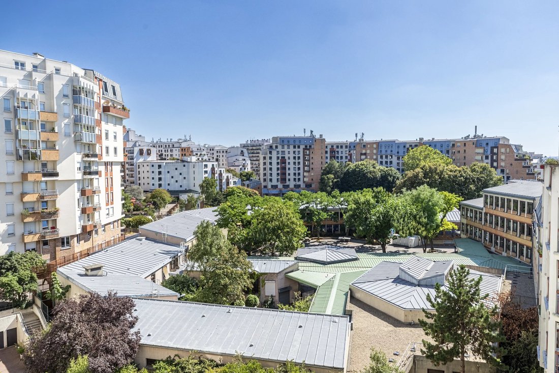 Apartment in Grange Aux Belles-Terrage, Paris 10e Arrondissement, Paris 3 - 18695985