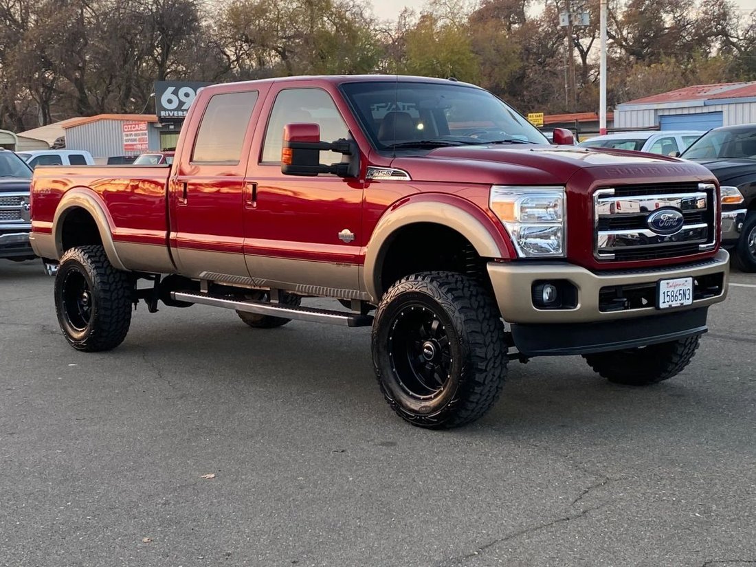 Pickup in Highland Park, Illinois, United States 2 - 12550073