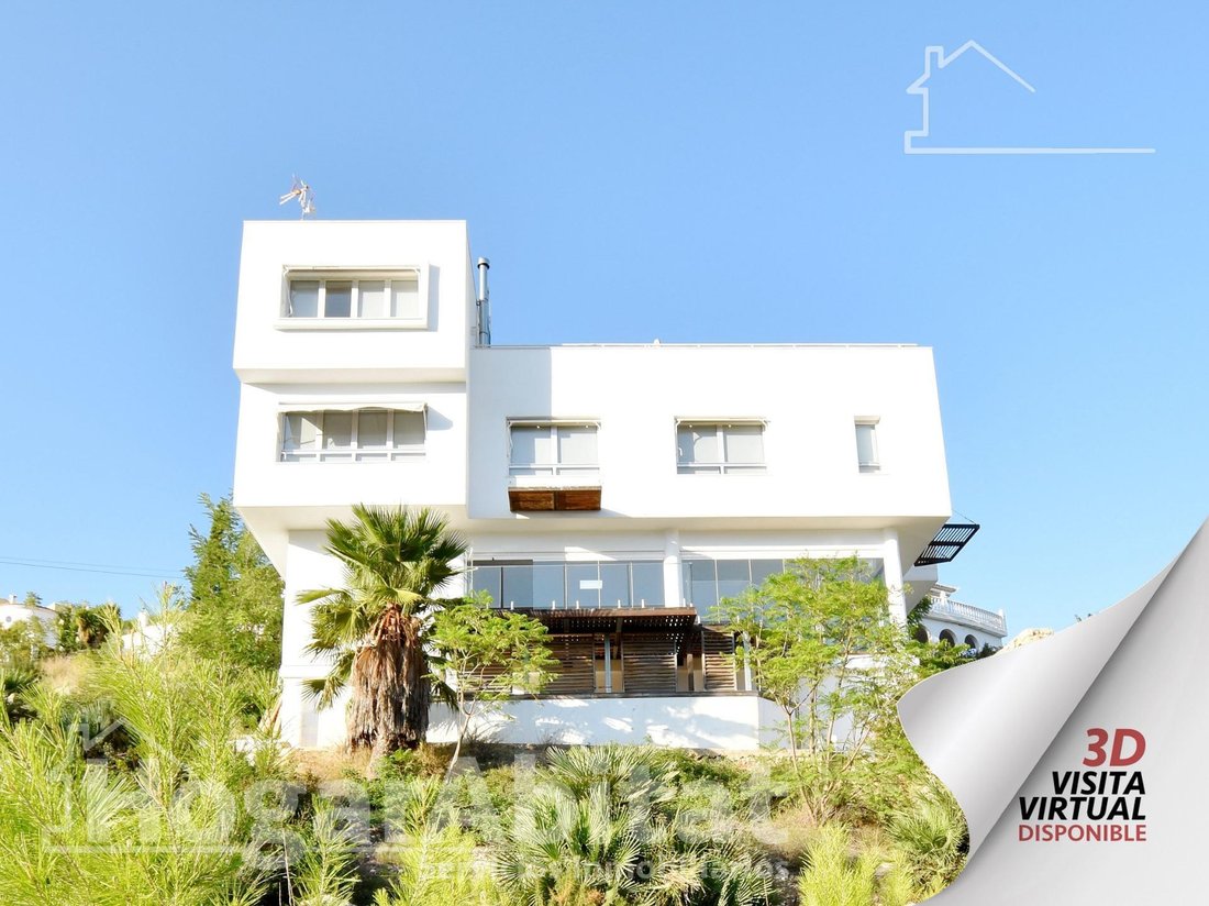 Villa in Gandia, Valencian Community, Spain 2 - 18697499