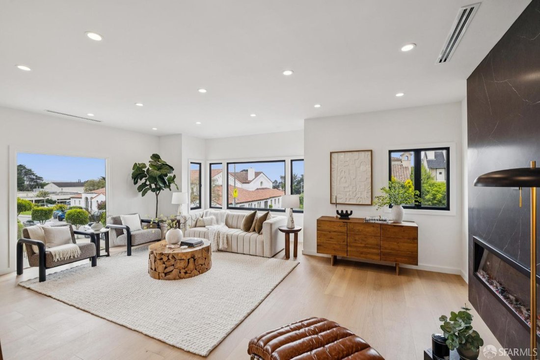 House in San Francisco, California, United States 5 - 18696813
