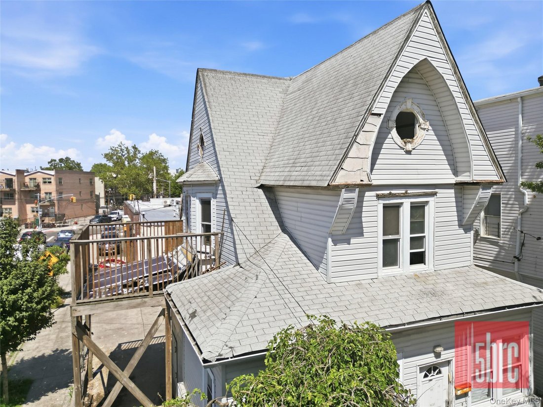 House in New York, New York, United States 2 - 18697238
