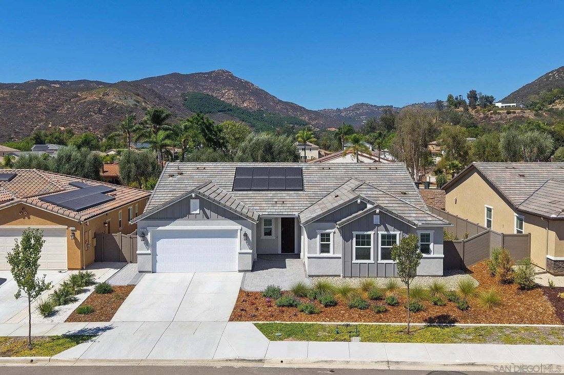 House in Escondido, California, United States 3 - 18698305