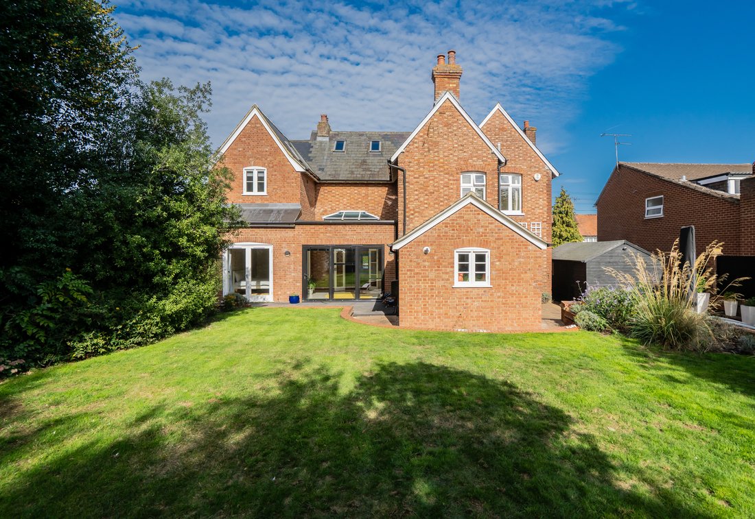 House in Woburn Sands, England 1 - 18697315