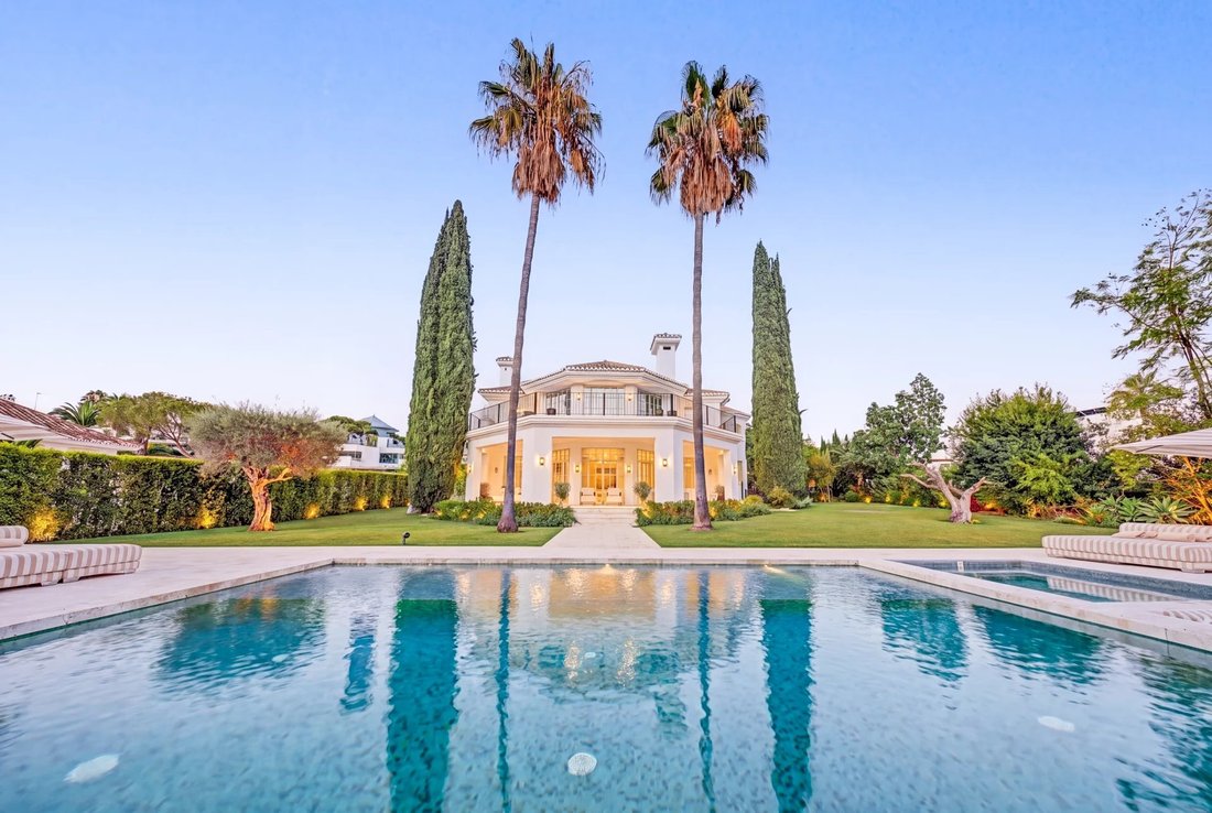 Casa en Nueva Andalucía, Marbella, España 1 - 18695961
