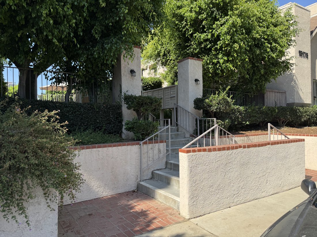 Townhouse en Los Ángeles, California, Estados Unidos 3 - 18696352