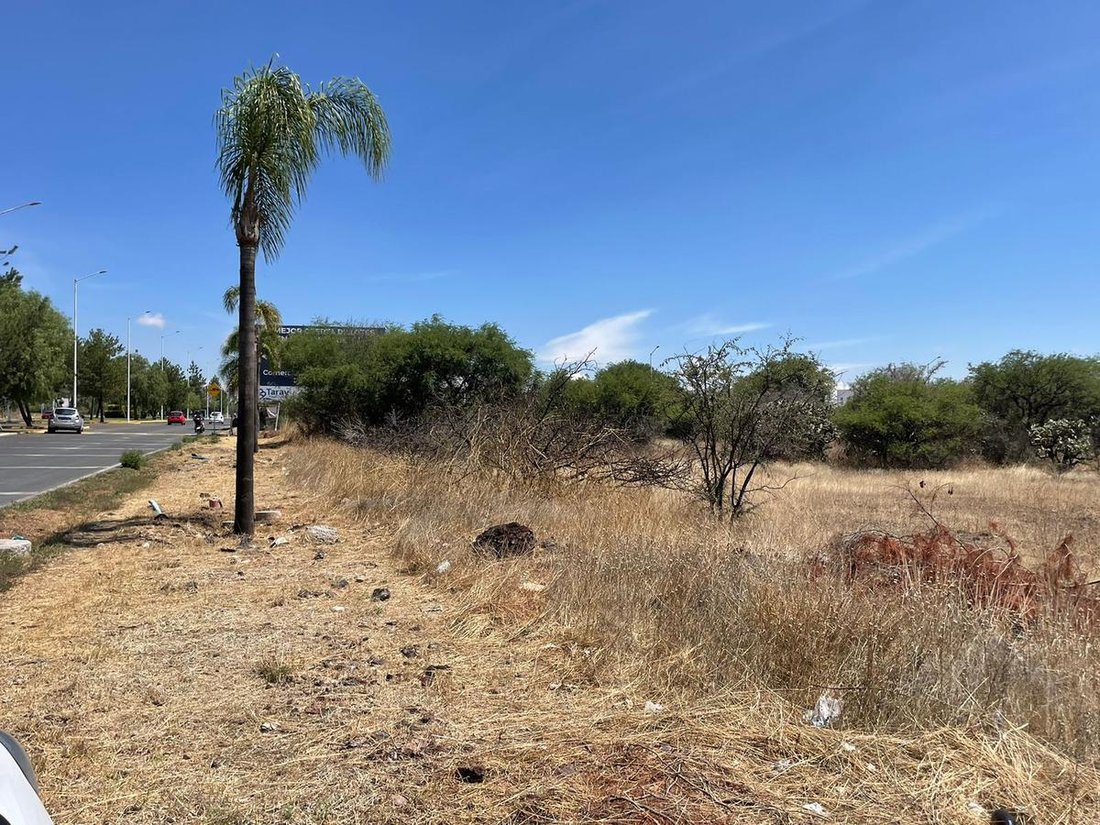 Land in Ciudad Maderas, Querétaro, Mexico 4 - 18696595