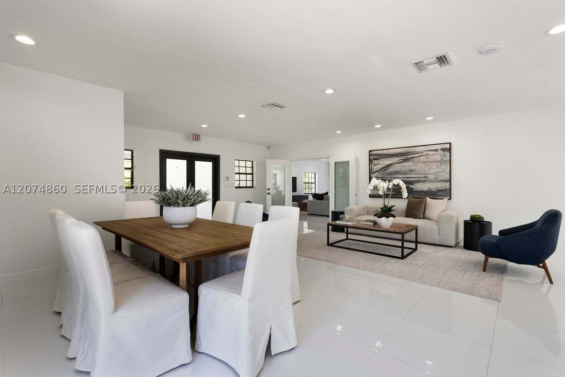 House in Miami, Florida, United States 5 - 18697305