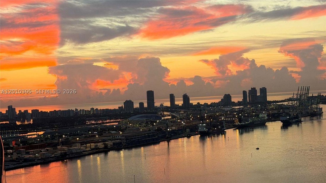 Condo in Miami, Florida, United States 5 - 17812307