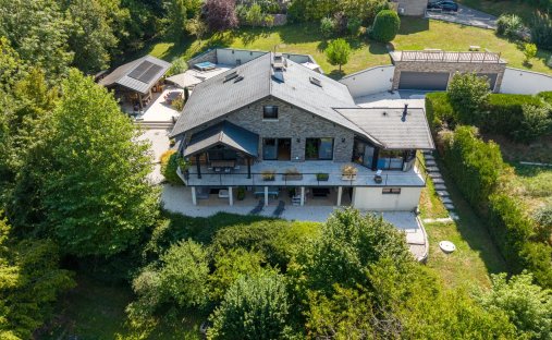 Villa in Mures, Auvergne-Rhône-Alpes, France 1