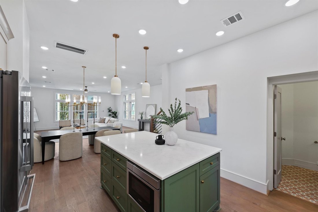 House in Houston, Texas, United States 3 - 18698809