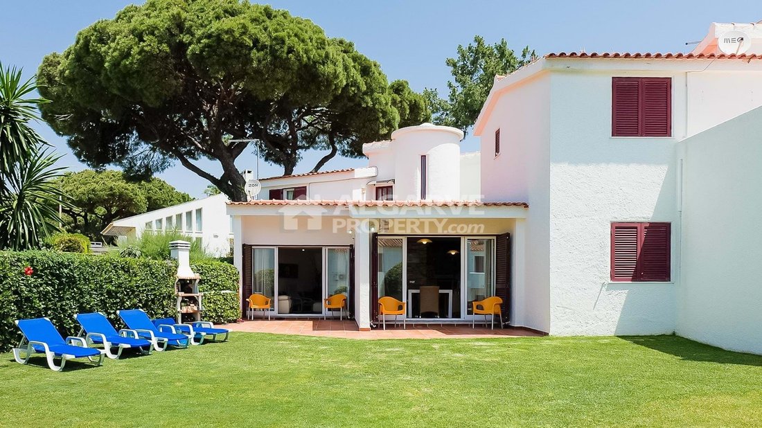 Villa in Vilamoura, Quarteira, Algarve 1 - 18699197