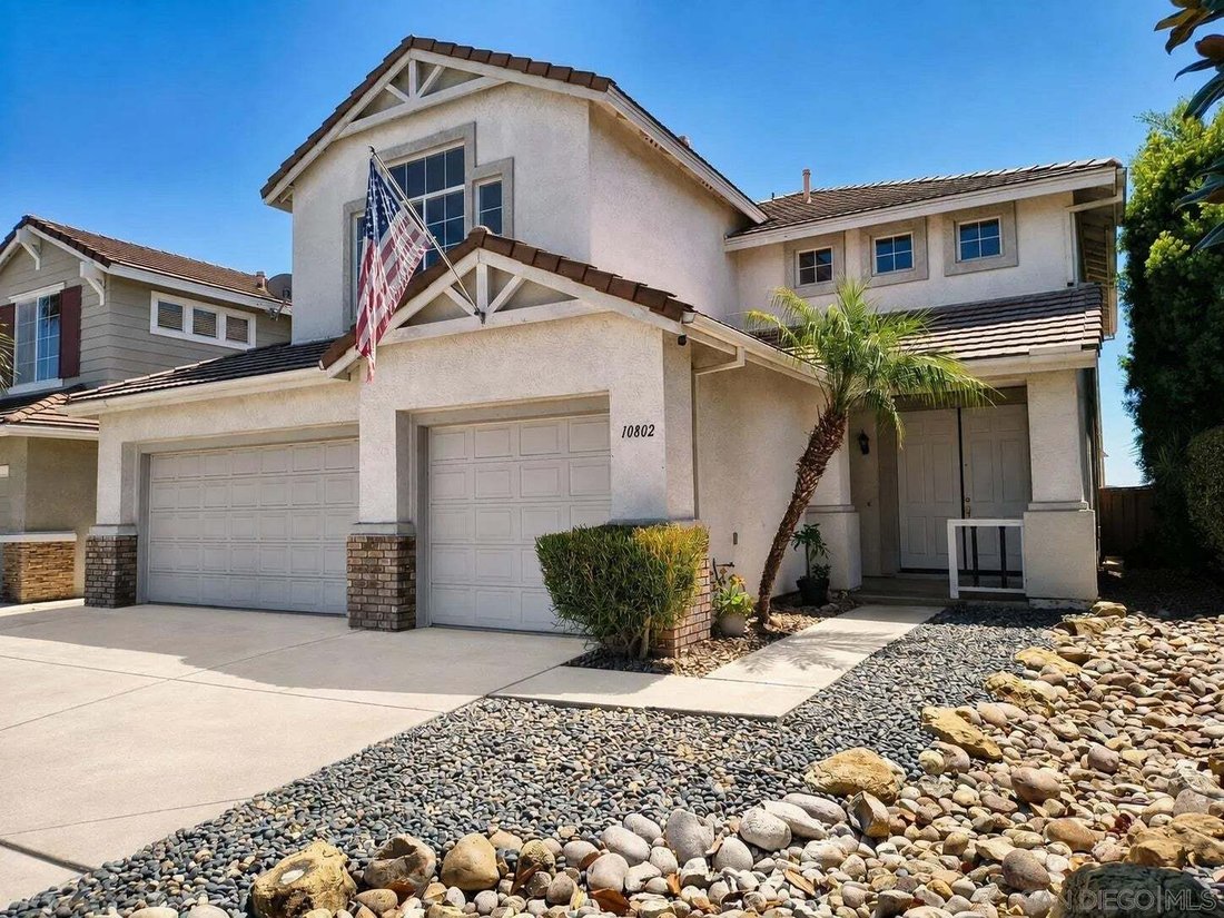 Co Op in San Diego, California, United States 1 - 18698211