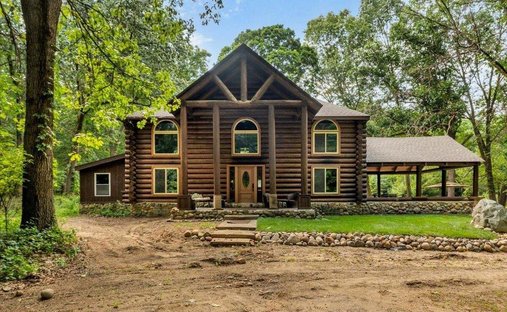 House in Holly, Michigan, United States 1