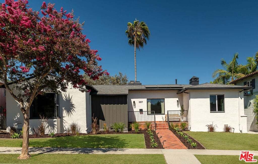 House in Los Angeles, California, United States 1 - 18697037