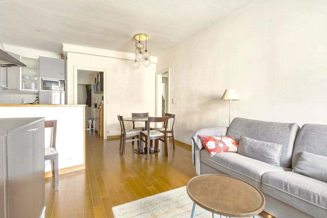 Apartment in Chateau d'Eau-Lancry, Paris 10e Arrondissement, Paris 3 - 18695982