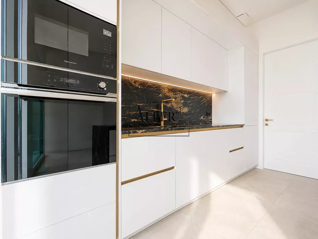 Apartment in Cannes, Provence-Alpes-Côte d'Azur, France 4 - 18696273