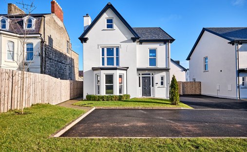 House in Coleraine, Causeway Coast and Glens District, Northern Ireland 1