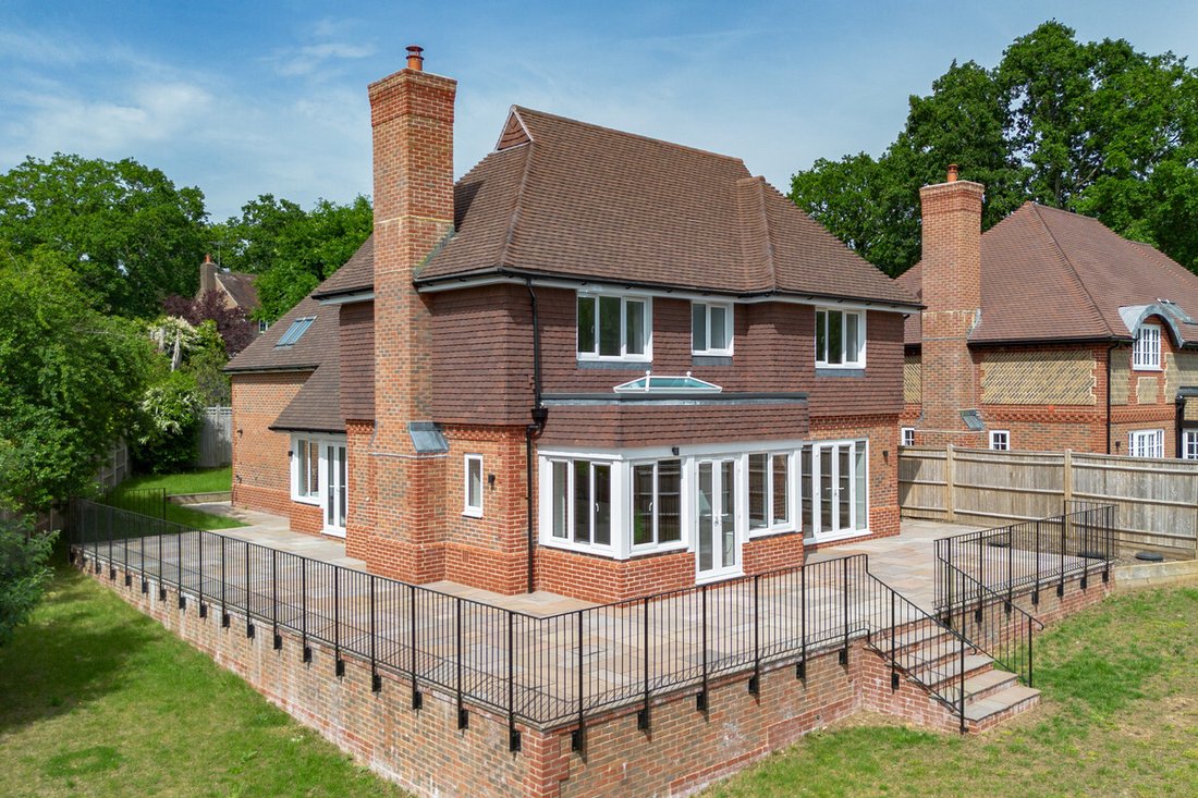 House in West Chiltington, England 1 - 18319886