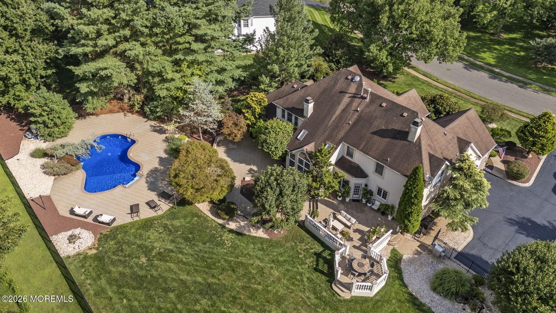 House in Freehold Township, New Jersey, United States 2 - 18696856