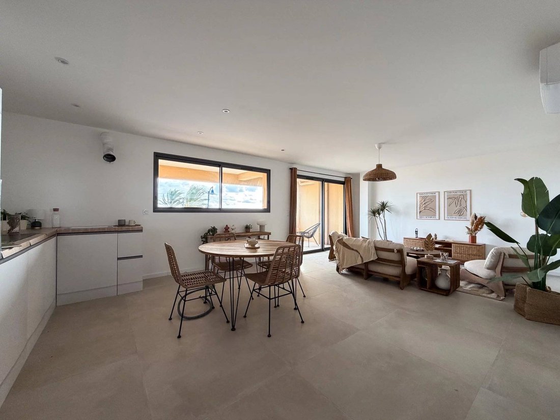 Apartment in Hyeres, Provence-Alpes-Côte d'Azur, France 4 - 16814859