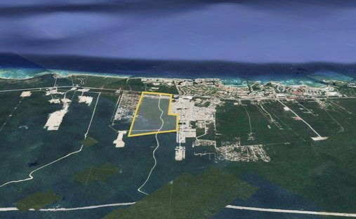 Land in Puerto Aventuras, Quintana Roo, Mexico 1